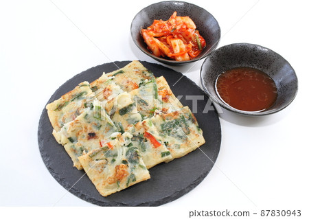 Seafood pancake 87830943