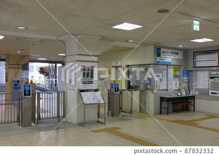 Asunaro 四日市站檢票口 87832332