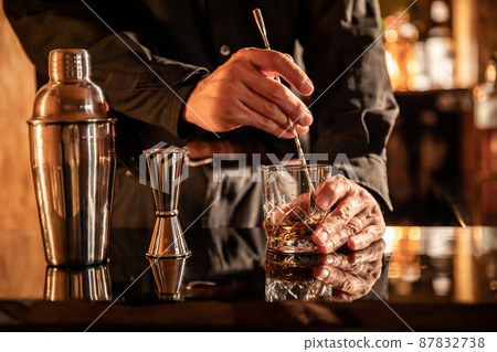 製作清酒的調酒師 BAR 製作清酒的調酒師 BAR 87832738