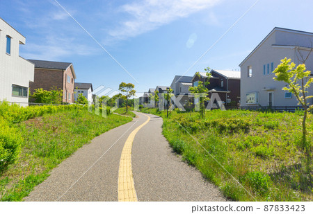 Residential area provided park 87833423