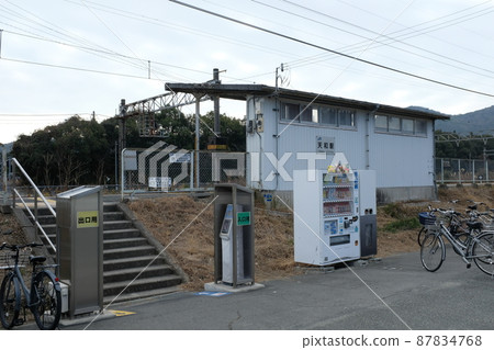 赤穗線天和站候車室及檢票口 87834768