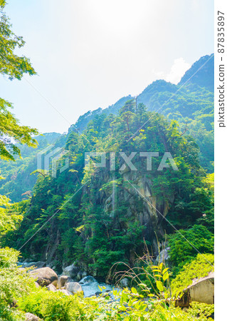 [山梨縣甲府市]昇仙峽禦岳 87835897