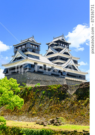 熊本城“重建和重建後”2021（春季）新鮮的綠色風景熊本城 87836731