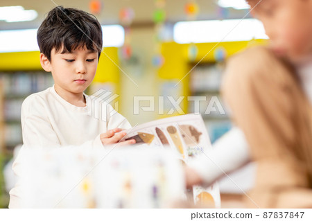 兒童學校閱讀教育生活方式 87837847