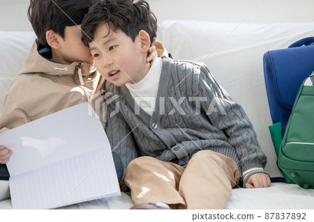 children school reading education lifestyle 87837892