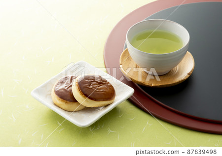 Japanese confectionery 87839498