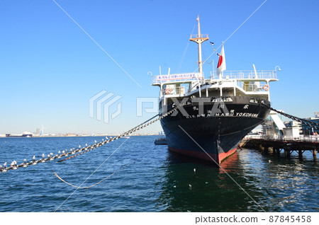 Cargo ship "Hikawamaru" (Yamashita Park / Yokohama City, Kanagawa Prefecture) Cargo ship "Hikawamaru" (Yamashita Park / Yokohama City, Kanagawa Prefecture) 87845458