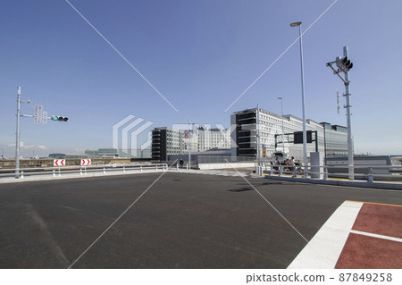 毗鄰多摩川天橋北十字路口的噴泉別墅酒店 87849258