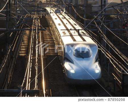 Shinkansen N700S J1 formation at the Honmachi overpass at twilight 87850208