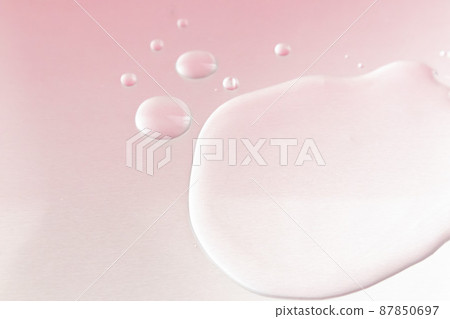 水滴和粉紅色漸變背景 87850697
