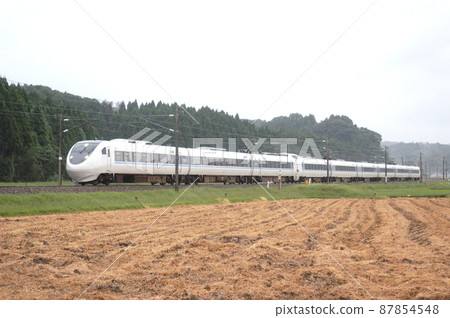 北陸本線牛屋大正寺 JR 西 681 系列 T15 + T23 編隊（金澤）雷鳥 87854548