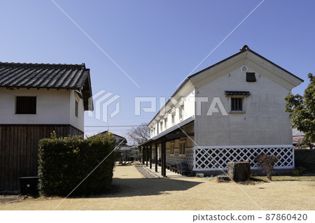 White-walled Miyazaki Brothers Museum and Miso Soy Sauce Brewery on a sunny spring day 87860420