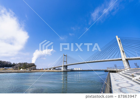 Blue Sky and Matsukawaura Ohashi, Soma City, Fukushima Prefecture 87863947