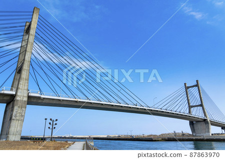 Blue Sky and Matsukawaura Ohashi, Soma City, Fukushima Prefecture 87863970