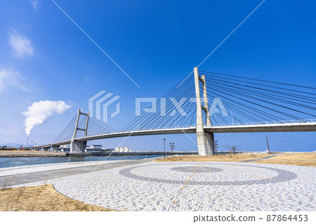 Blue Sky and Matsukawaura Ohashi, Soma City, Fukushima Prefecture 87864453