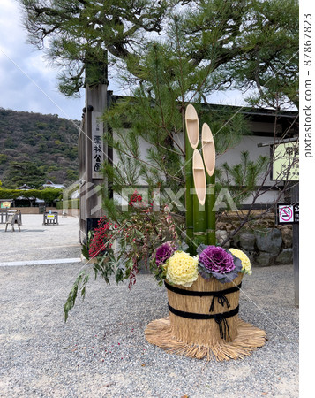 Ritsurin Garden in the New Year (early January, Kadomatsu) 87867823