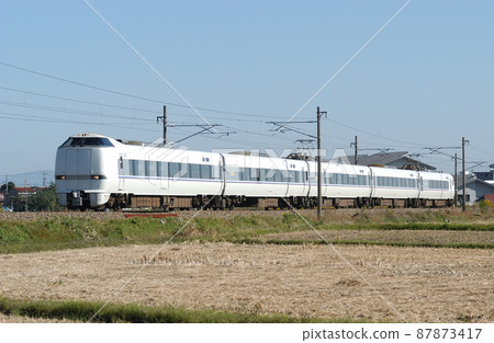 北陸本線 Nonoichi-Matto JR West 683 系列 S08 機關(金澤)白鷺 北陸本線 Nonoichi-Matto JR West 683 系列 S08 機關(金澤)白鷺 87873417