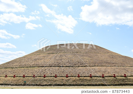 Aotsuka Kofun, Inuyama City, Aichi Prefecture Aotsuka Kofun, Inuyama City, Aichi Prefecture 87873443