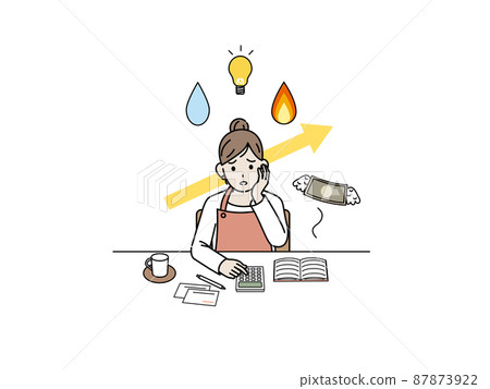 Housewives who are worried about rising utility bills Housewives who are in trouble with expenses 87873922