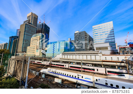 東京都港區JR田町站街景 東京都港區JR田町站街景 87875281