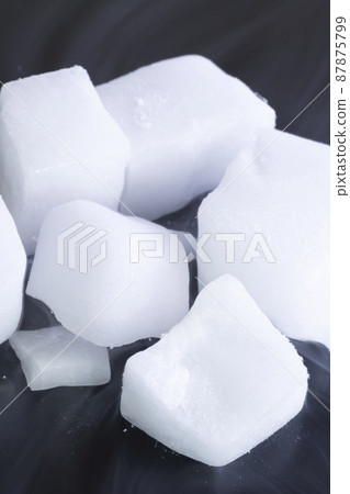 Lots of dry ice [black background] 87875799