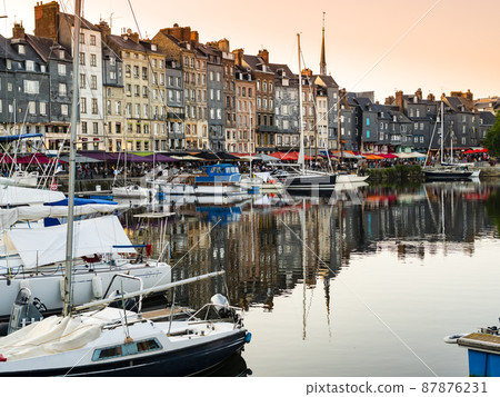 Amazing view of Honfleur waterfront, famous village harbor in Normandy, France 87876231