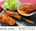 雞肉丸子和蛋黃一起吃 87877517