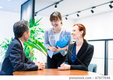 Interpreter and secretary Interpreter and secretary 87877646