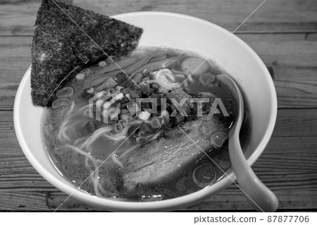 ramen  87877706