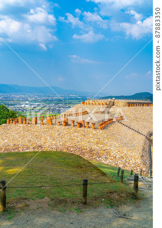 Summer Forest Shogun Tsuka Kofun [Nagano Prefecture] 87883350