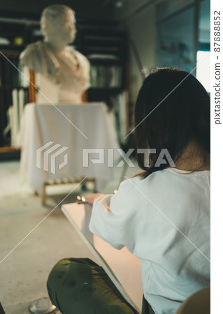 女生 女孩 女性 87888852