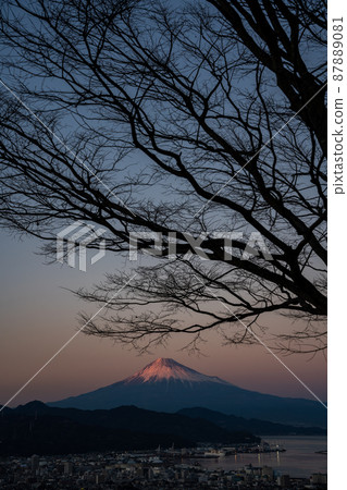 [Shizuoka Prefecture] Nihondaira Mt. Fuji evening view 87889081