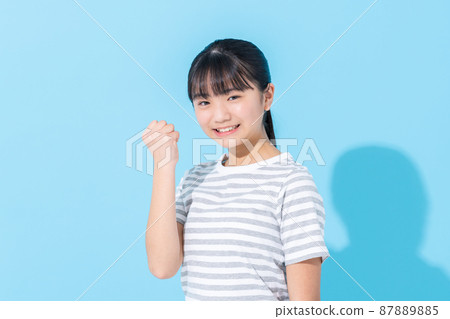 Blueback elementary school girl Blueback elementary school girl 87889885