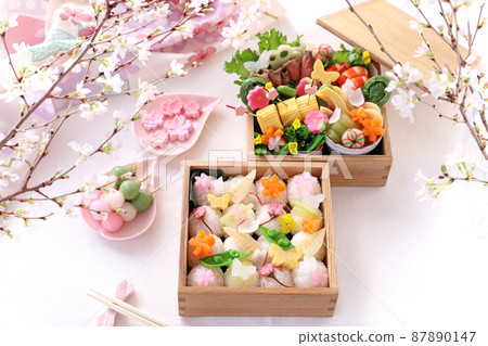 A gorgeous cherry-blossom viewing lunch box full of spring 87890147