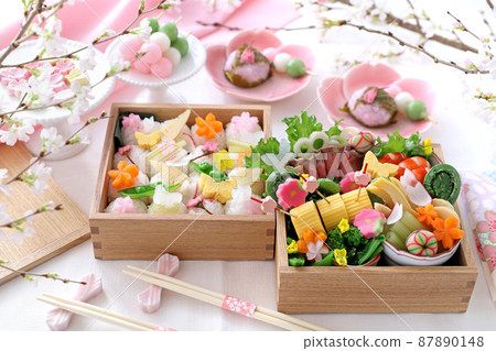 A gorgeous cherry-blossom viewing lunch box full of spring 87890148