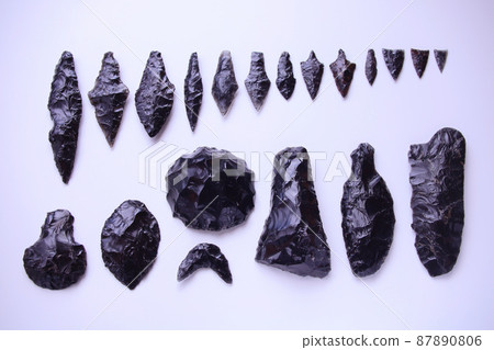 Obsidian stone tools from the Jomon period Obsidian stone tools from the Jomon period 87890806