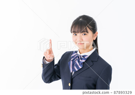 白底初中女生 87893329