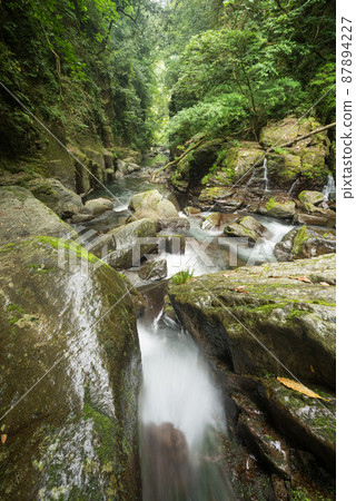 The rocks of the Ono Valley and the flow of the Okawama River The rocks of the Ono Valley and the flow of the Okawama River 87894227