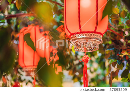 Chinese red lanterns for the Chinese New Year Chinese red lanterns for the Chinese New Year 87895209