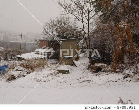 Moon Village. Alley. Snow Scene. Redevelopment 87895981