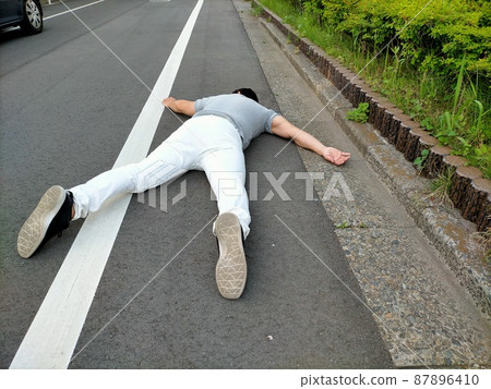 一個墮落的人 87896410