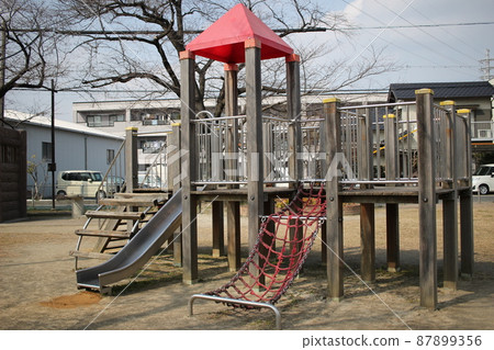 Park playset slide jungle gym 87899356