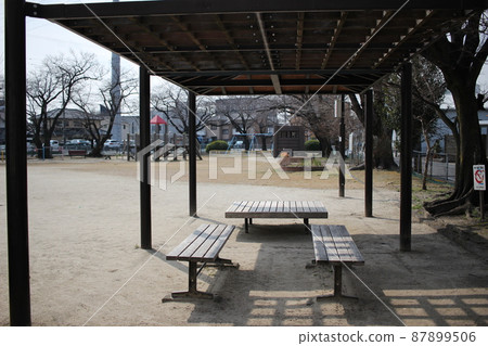 Nestled bench natural scenery Nestled bench natural scenery 87899506