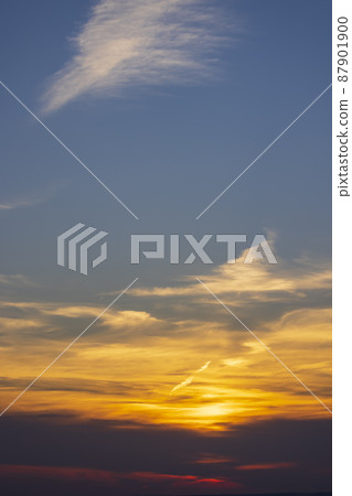 Beautiful sky with cloud before sunset 87901900