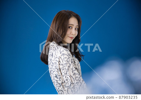 Beauty hair care image Beauty hair care image 87903235