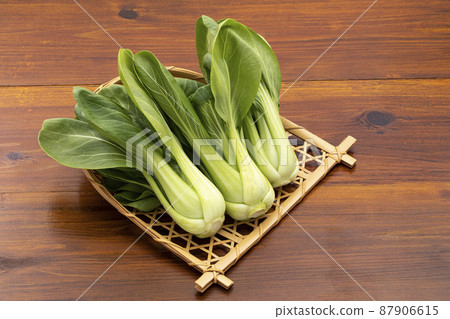 Bok choy on a colander Bok choy on a colander 87906615