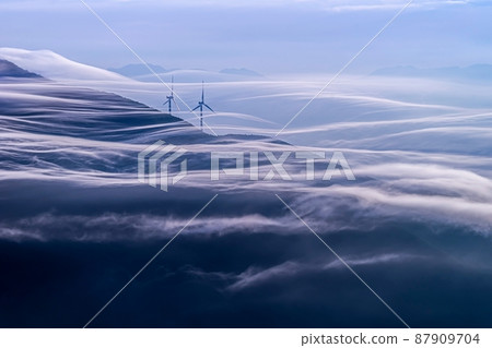 Maebongsan Clouds 87909704