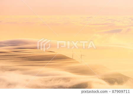 梅峰山雲 梅峰山雲 87909711