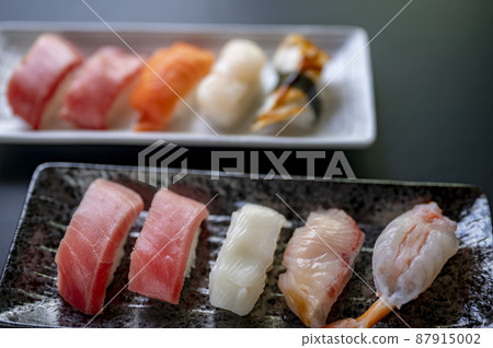 Everyone loves nigiri sushi Everyone loves nigiri sushi 87915002