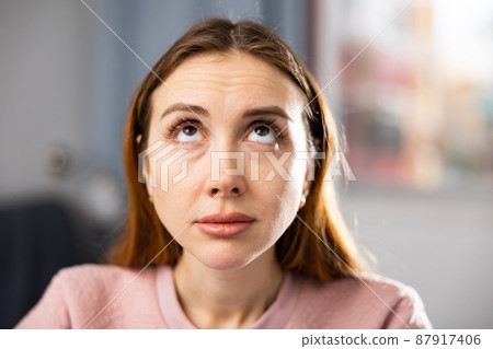 Gymnastics for the eyes - looks in different directions Gymnastics for the eyes - looks in different directions 87917406